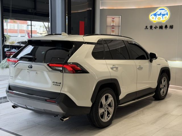 2020出廠 RAV4 油電旗艦版 全景天窗 跟車 電尾門 盲點 通風椅 實車實價 可貸款試乘  第6張相片