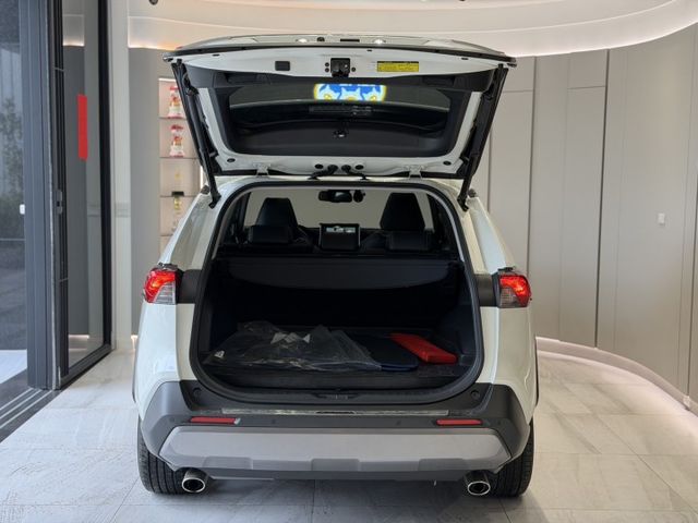 2020出廠 RAV4 油電旗艦版 全景天窗 跟車 電尾門 盲點 通風椅 實車實價 可貸款試乘  第7張相片