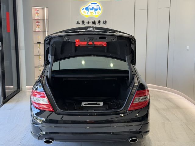 2010年 C300  認證車 低里程僅跑7萬 安卓機 雙電動椅 天窗 實車實價 可貸款  第7張相片