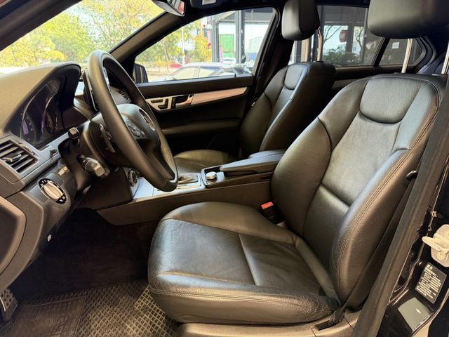 2010年 C300  認證車 低里程僅跑7萬 安卓機 雙電動椅 天窗 實車實價 可貸款  第10張相片