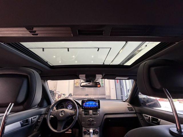 2010年 C300  認證車 低里程僅跑7萬 安卓機 雙電動椅 天窗 實車實價 可貸款  第14張相片