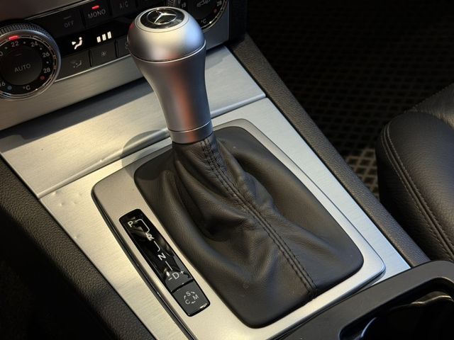 2010年 C300  認證車 低里程僅跑7萬 安卓機 雙電動椅 天窗 實車實價 可貸款  第18張相片