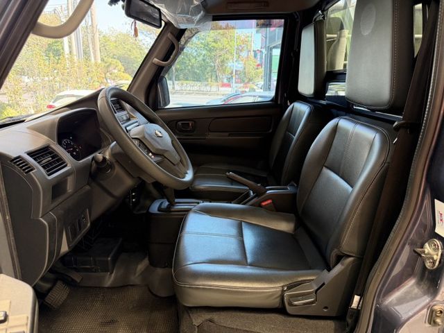 2022年出廠 A210 框式 升降尾門 認證車 原廠保固中 實車實價 可貸款  第11張相片