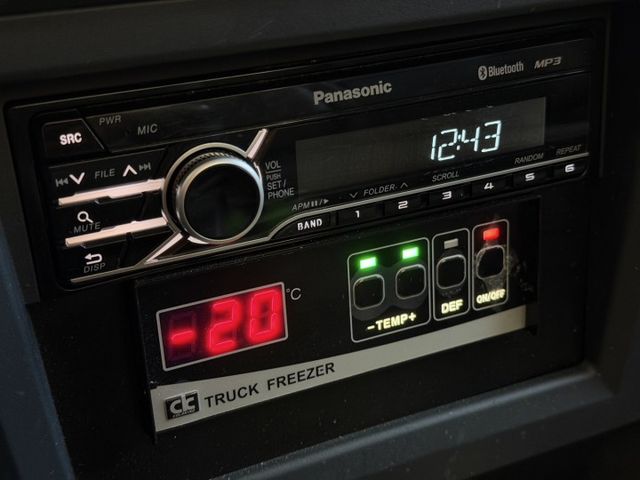 2020出廠 得利卡冷凍廂車 里程僅4萬 零下20度貨艙 實車實價 可貸款  第8張相片