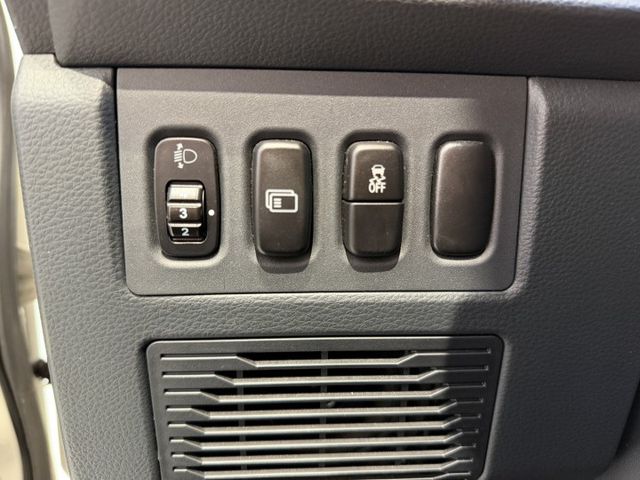 2020出廠 得利卡冷凍廂車 里程僅4萬 零下20度貨艙 實車實價 可貸款  第14張相片