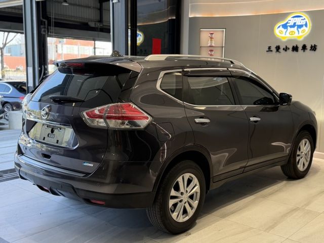 2016出廠 完美影音版 原鈑件 低里程 環景 免鑰匙 實車實價  第6張相片