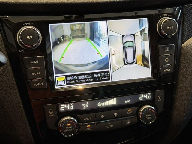 2016出廠 完美影音版 原鈑件 低里程 環景 免鑰匙 實車實價  第16張相片