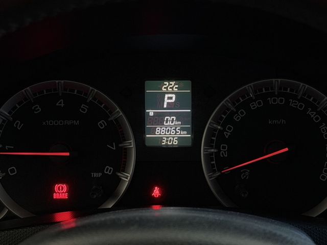 2014年式 SWIFT 1.2GLX  里程僅8萬 I-KEY  循跡 定速 實車實價可貸款  第8張相片