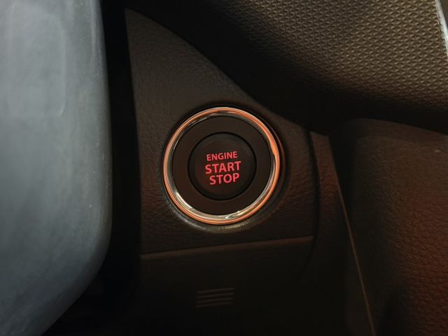 2014年式 SWIFT 1.2GLX  里程僅8萬 I-KEY  循跡 定速 實車實價可貸款  第15張相片