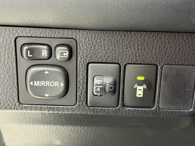 2015年出廠 RAV4 E-HI版 認證車 免鑰匙 倒車影像 前後雷達 實車實價 可貸款  第17張相片