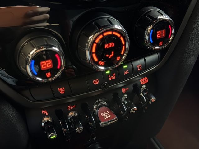 18年出廠 COUNTRYMAN JCW HK音響 抬顯 電尾門 認證車 實車在店 歡迎試乘  第19張相片