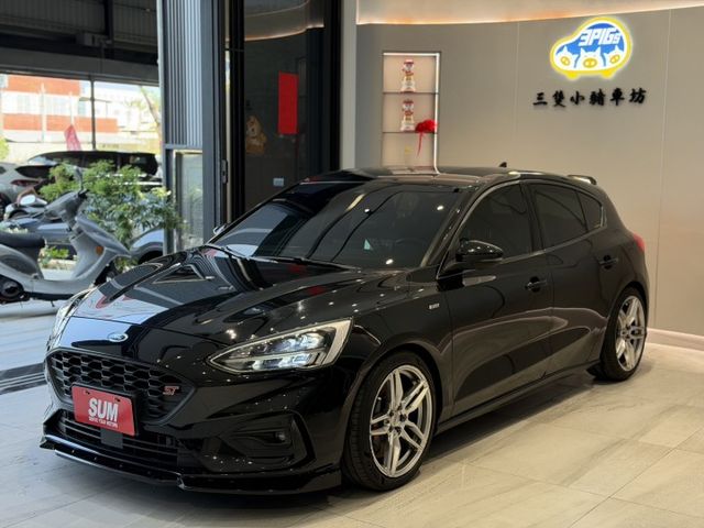 2019年出廠 FOCUS ST-LINE 小改裝 原鈑件 2年保固 實車實價 歡迎試乘  第4張相片