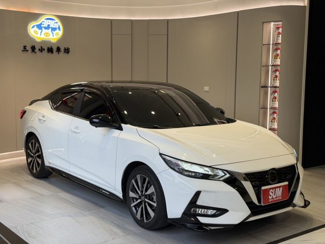 2021年 SENTRA 悅目特仕版 里程僅3萬 氣氛燈 JBL音響 實車實價 歡迎試乘  第4張相片