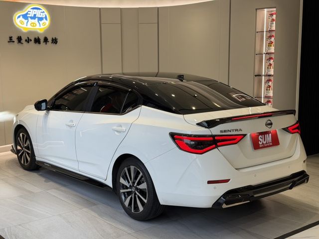 2021年 SENTRA 悅目特仕版 里程僅3萬 氣氛燈 JBL音響 實車實價 歡迎試乘  第5張相片