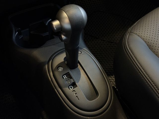 2017年 MARCH 傳奇版 超低里程僅1萬公里 一年保固 實車實價 歡迎試乘  第16張相片