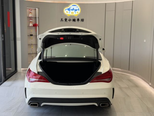 2013年 CLA250  認證車  全景天窗 LED尾燈 實車實價 可貸款 歡迎試乘  第7張相片