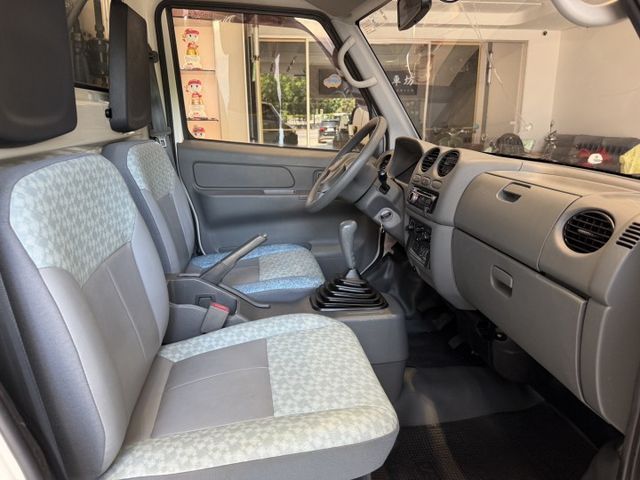 2017年 Veryca冷凍箱車 手排 低里程僅7萬  零下20度C 實車實價 歡迎試乘  第11張相片