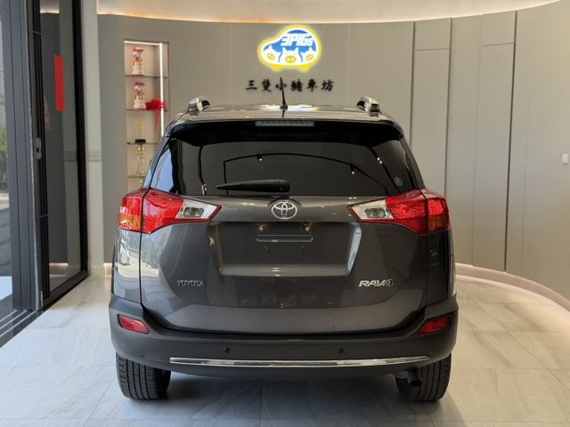 2015年 RAV4 2.5E  認證車 原鈑件 免鑰匙啟動 CarPlay安卓機 實車實價 歡迎試乘  第2張相片