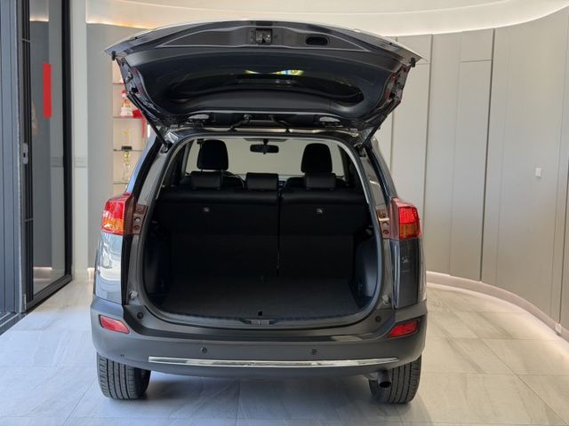 2015年 RAV4 2.5E  認證車 原鈑件 免鑰匙啟動 CarPlay安卓機 實車實價 歡迎試乘  第7張相片