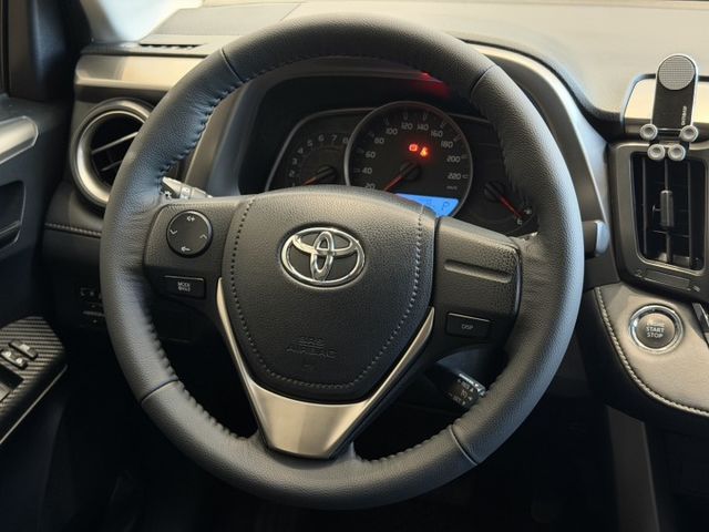 2015年 RAV4 2.5E  認證車 原鈑件 免鑰匙啟動 CarPlay安卓機 實車實價 歡迎試乘  第9張相片