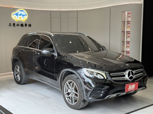 2018出廠 GLC300 4MATIC 原鈑件 全景天窗 盲點 一年兩萬公里保固  實車在店 歡迎試乘  第4張相片