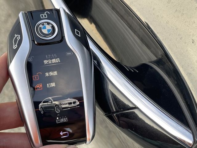 2016 BMW 730I 黑色 2.0 認證車 里程保證 實車實價 電動椅 環景系統  第6張相片