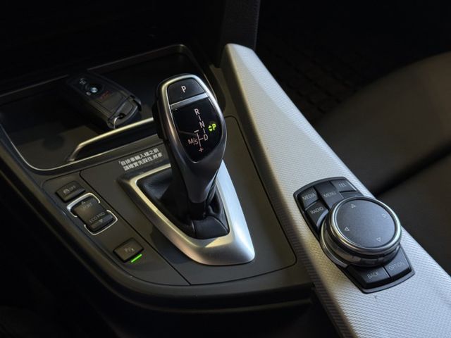 2016年 420I GC  里程10萬 原鈑件 液晶儀表 H/K音響  實車實價 可全貸 歡迎試乘  第17張相片