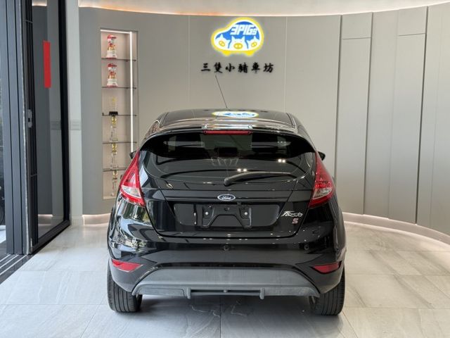 2013 福特 FIESTA 飛仕達 黑色 1.6 認證車 里程保證 實車實價 好車推薦  第2張相片