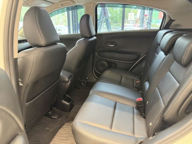 2019出廠 HR-V VTI-S版 里程保證 實車實價 可全額貸款 歡迎試乘  第13張相片