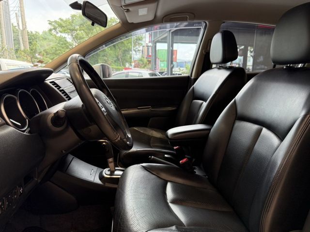 2012 日產 TIIDA 五門 白色 1.8L 認證車 里程保證 實車實價 倒車顯影 恆溫空調 定速巡航  第11張相片