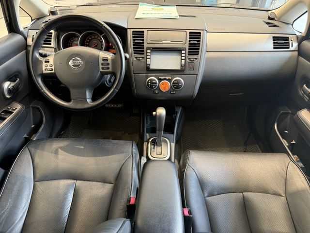 2010 TIIDA  里程僅7萬 原鈑件 有I-KEY 定速 有保固 實車實價 可貸款 歡迎試乘  第10張相片