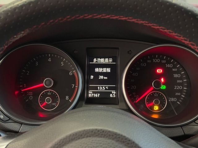 2011年 GOLF GTI 原鈑件 里程僅跑8萬 實車在店 可全額貸 歡迎試乘  第5張相片