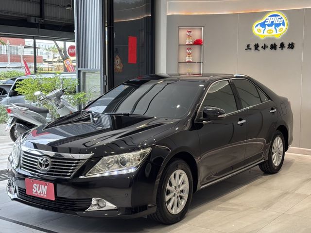2014年出廠 CAMRY 2.0E 原鈑件 認證車 實車實價 可貸款 歡迎試乘  第3張相片