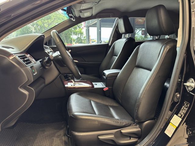 2014年出廠 CAMRY 2.0E 原鈑件 認證車 實車實價 可貸款 歡迎試乘  第11張相片