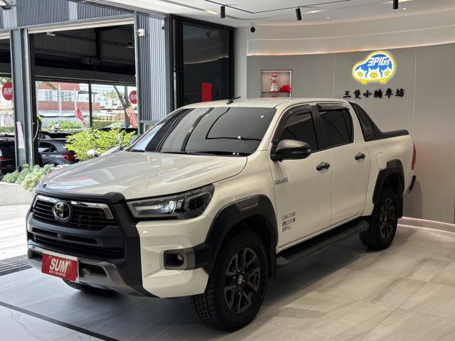 2021年出廠 HILUX 2.8柴油 原鈑件 環景 跟車  車道輔助 實車實價 歡迎試乘  第3張相片
