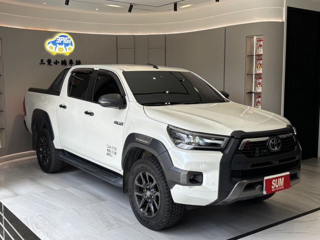 2021年出廠 HILUX 2.8柴油 原鈑件 環景 跟車  車道輔助 實車實價 歡迎試乘  第4張相片