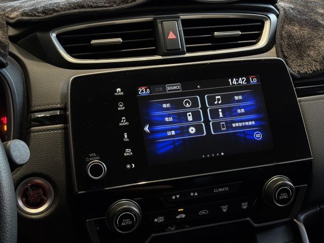 2019年出廠 VTI-S版 認證車 里程僅5.9萬公里 加裝電尾門 實車實價 歡迎試乘  第15張相片