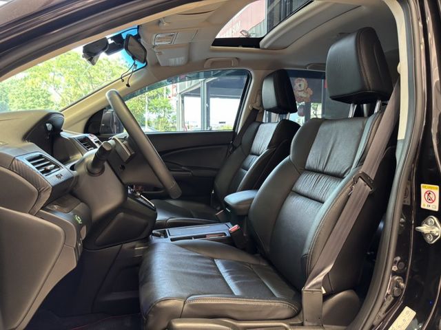 2013年出廠 CRV VTI-S版 認證車 天窗 循跡 藍芽 倒車影像 實車實價 歡迎試乘  第11張相片