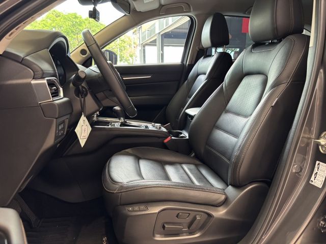 23年出廠 CX5 20S版 里程3萬 BOSE音響 環景 電尾門 通風椅 抬顯 實車實價 歡迎試乘  第10張相片