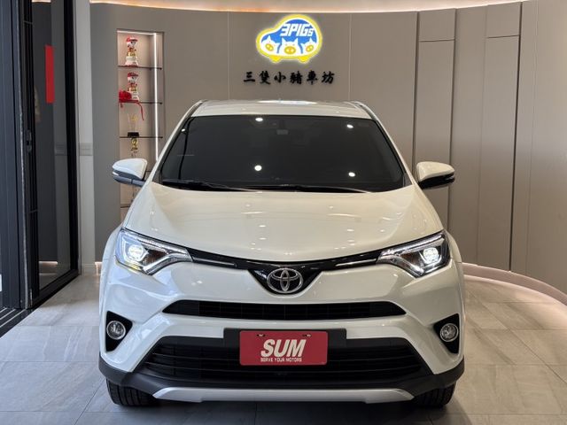 2016年出廠 RAV4 豪華版 里程10萬 認證車 實車實價 可貸款 歡迎試乘  第1張相片