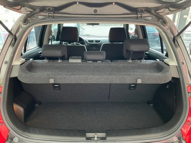 2012 Suzuki Swift 1.4 GL 認證車 里程僅跑九萬三  第13張相片