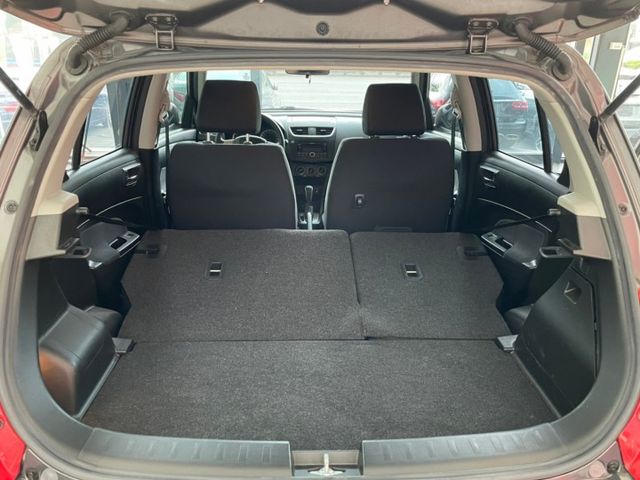 2012 Suzuki Swift 1.4 GL 認證車 里程僅跑九萬三  第14張相片