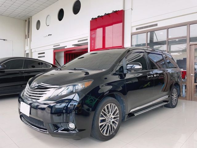 2015 Toyota 美規 Sienna LE 八人座  第3張相片