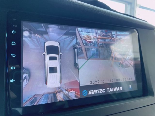 2015 Toyota 美規 Sienna LE 八人座  第8張相片