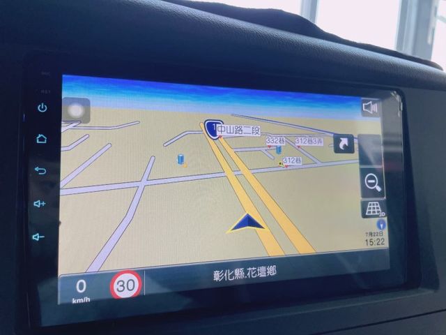 2015 Toyota 美規 Sienna LE 八人座  第9張相片