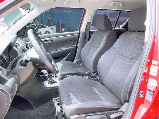 2015/16年式 Suzuki Swift 1.2 GLX 認證車 里程僅跑七萬六 Ikey 抬顯 恆溫  第6張相片
