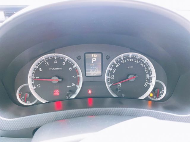 2015/16年式 Suzuki Swift 1.2 GLX 認證車 里程僅跑七萬六 Ikey 抬顯 恆溫  第8張相片