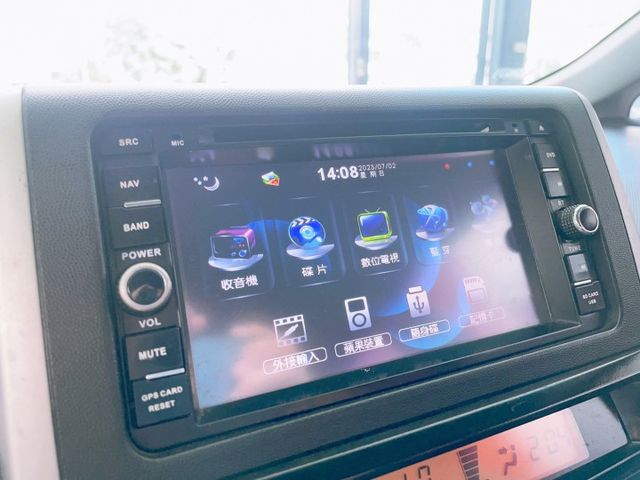 2012 Toyota Wish 2.0 E-Hi 七人座 IKEY 定速 後座影音  第9張相片