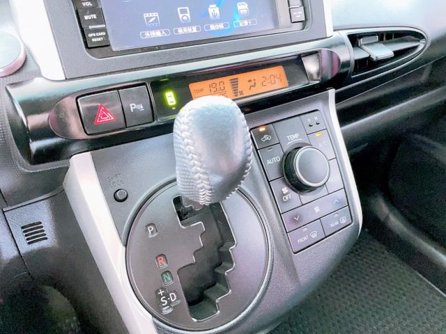 2012 Toyota Wish 2.0 E-Hi 七人座 IKEY 定速 後座影音  第11張相片