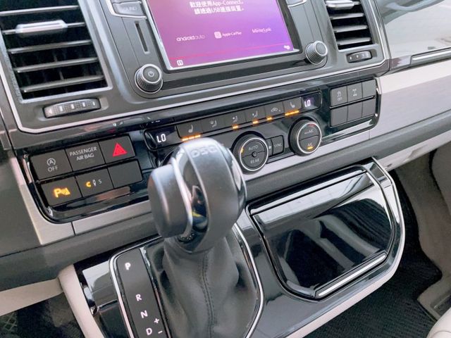 2019 VW T6 Ocean 2.0 TDI 4MOTION  總代理 原廠保養 里程僅跑四萬八 改裝35萬  第10張相片